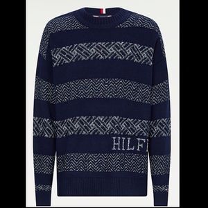TOMMY HILFIGER OVERSIZED FAIR ISLE LOGO SWEATER